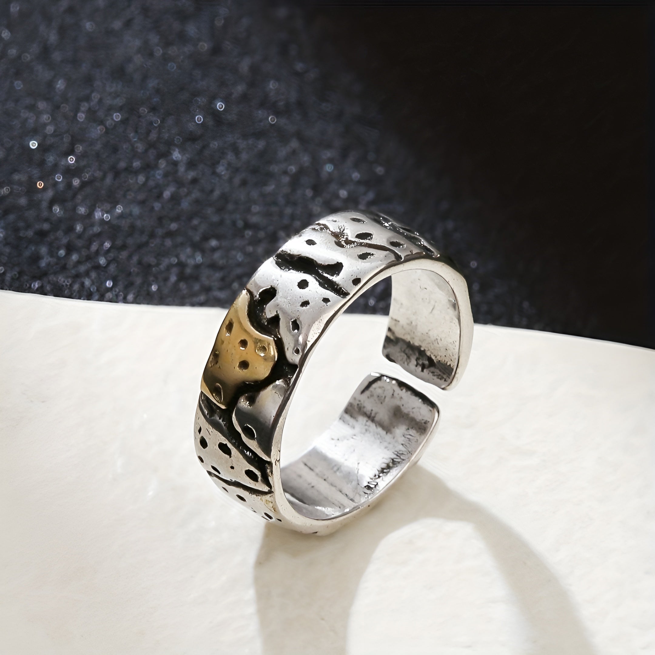 Vintage Green Golden Forged Ring