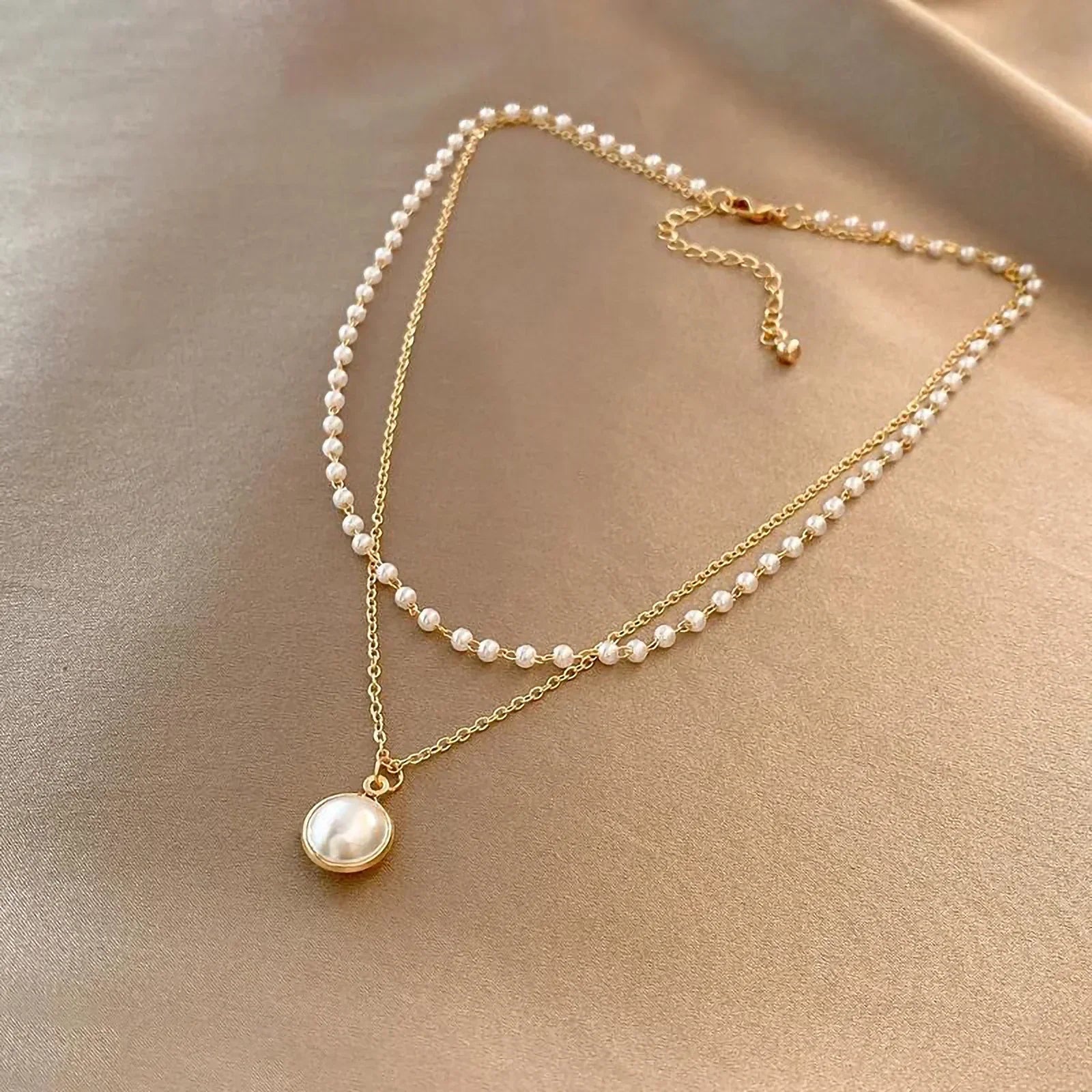 Exquisite Pearl Necklace